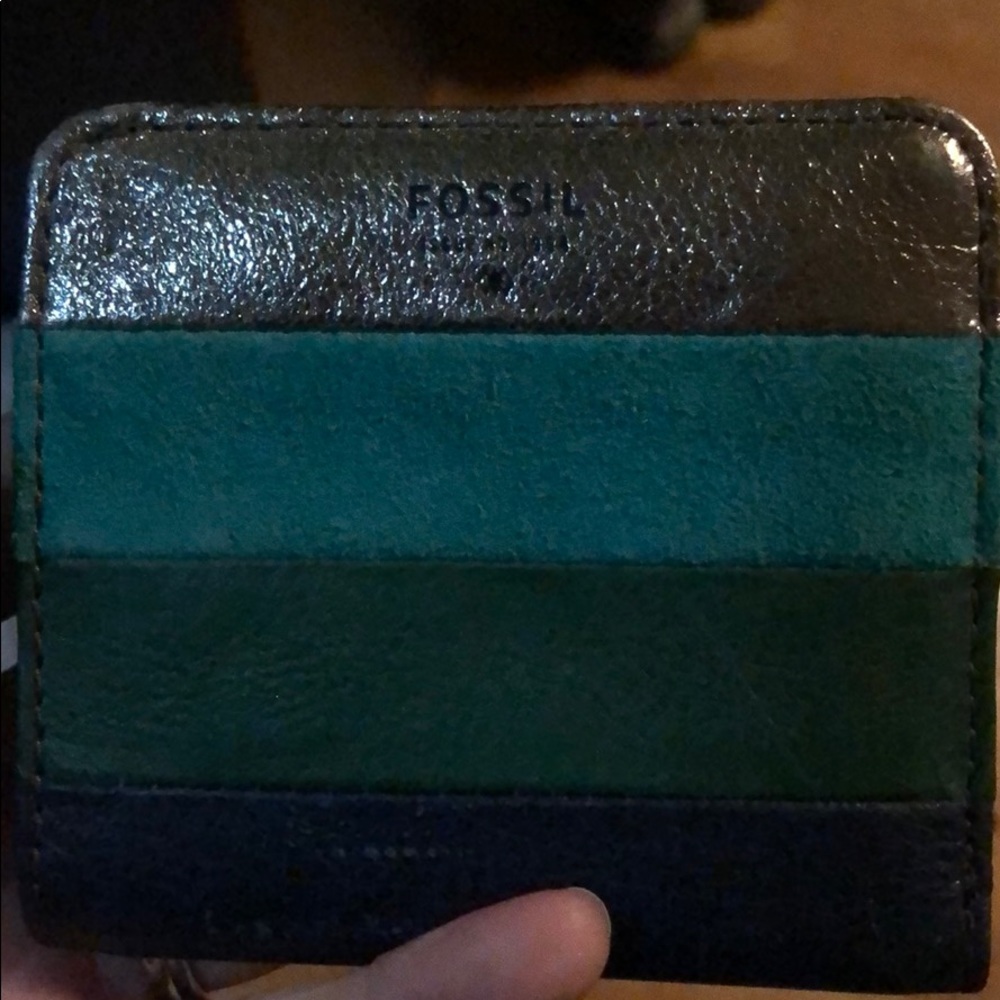 Darling little Fossil card wallet